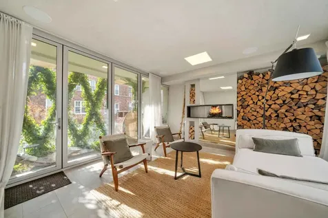 16 Minetta Lane New York City NY 10012