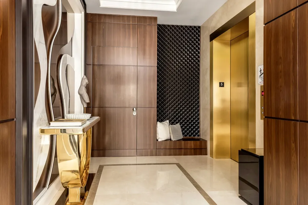 133 E 73rd Street New York City NY 10021