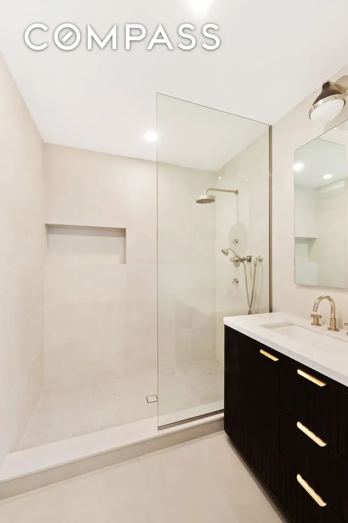9 W 84th Street New York City NY 10024