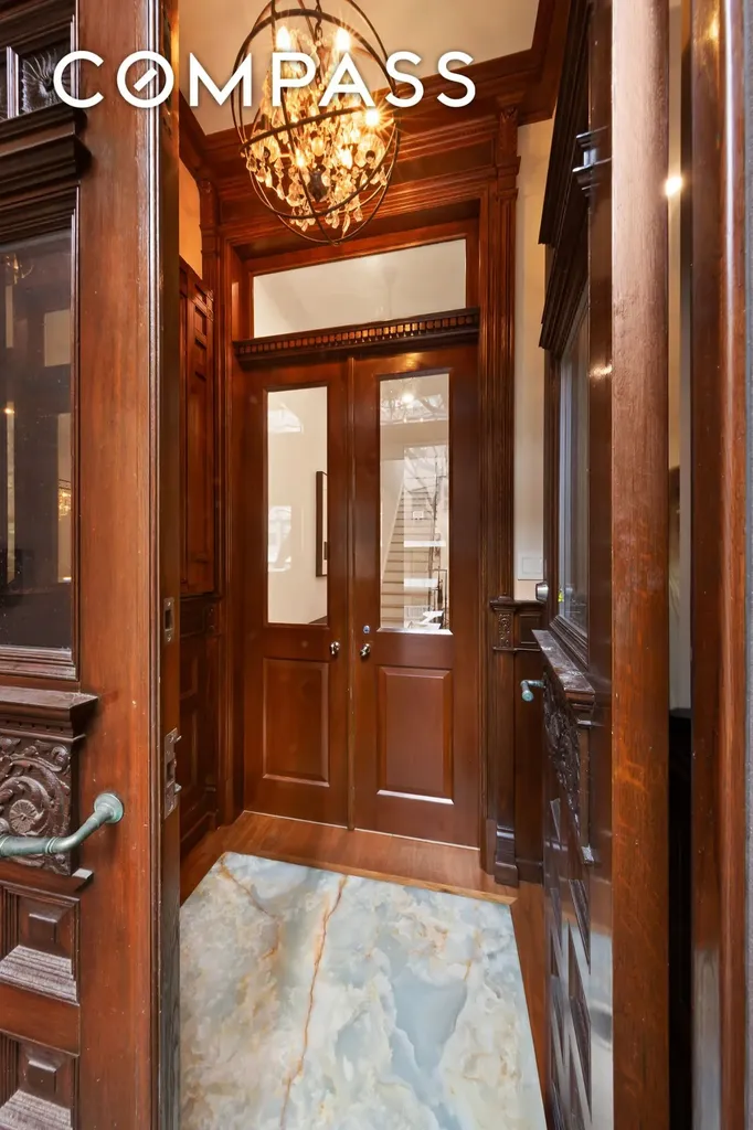 9 W 84th Street New York City NY 10024