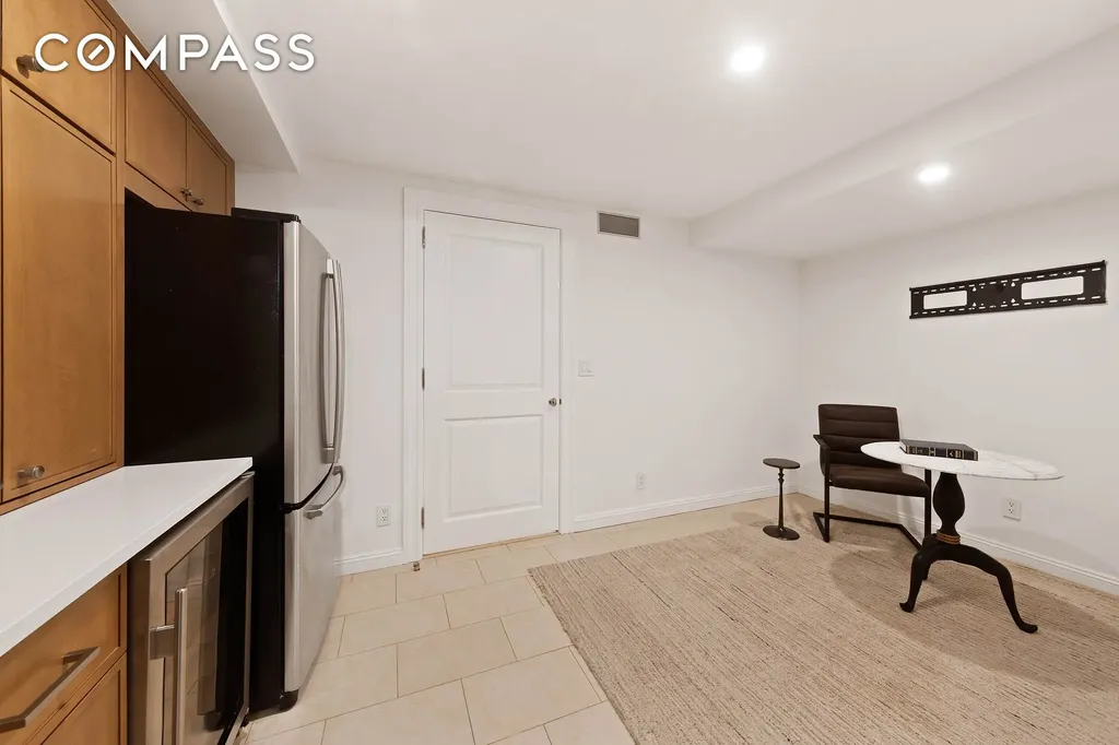 9 W 84th Street New York City NY 10024