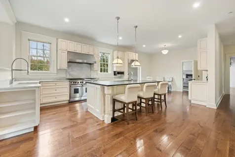 5020 Grosvenor Avenue New York City NY 10471