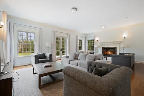 5020 Grosvenor Avenue New York City NY 10471
