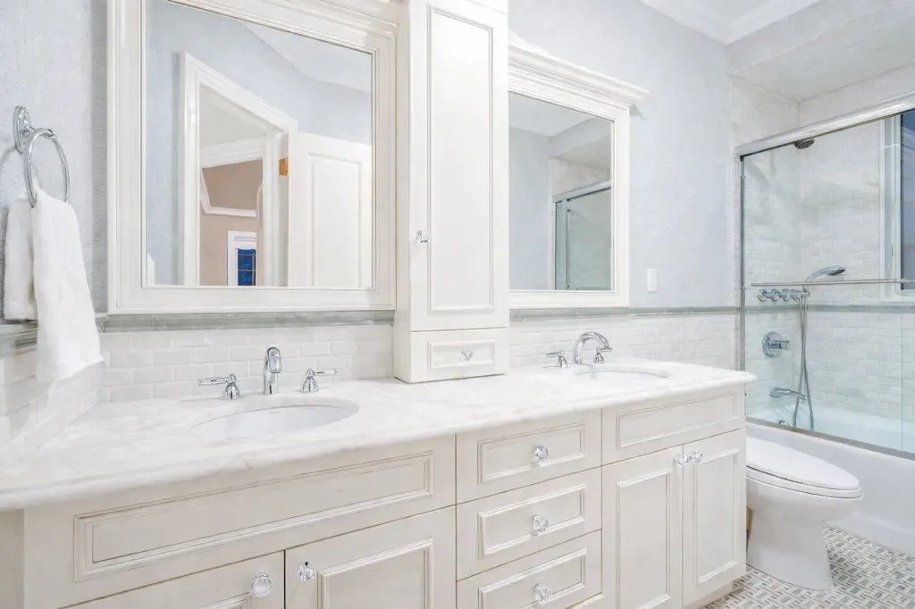 850 E 23rd Street New York City NY 11210