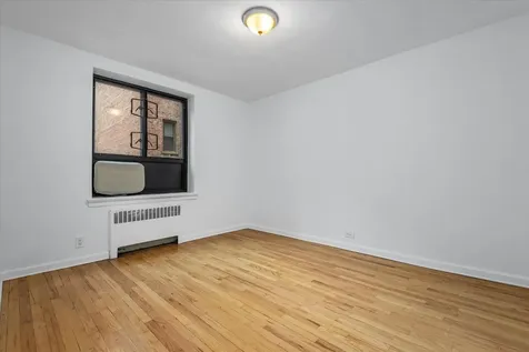 31 Nagle Avenue New York City NY 10040