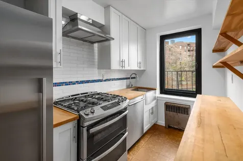 31 Nagle Avenue New York City NY 10040