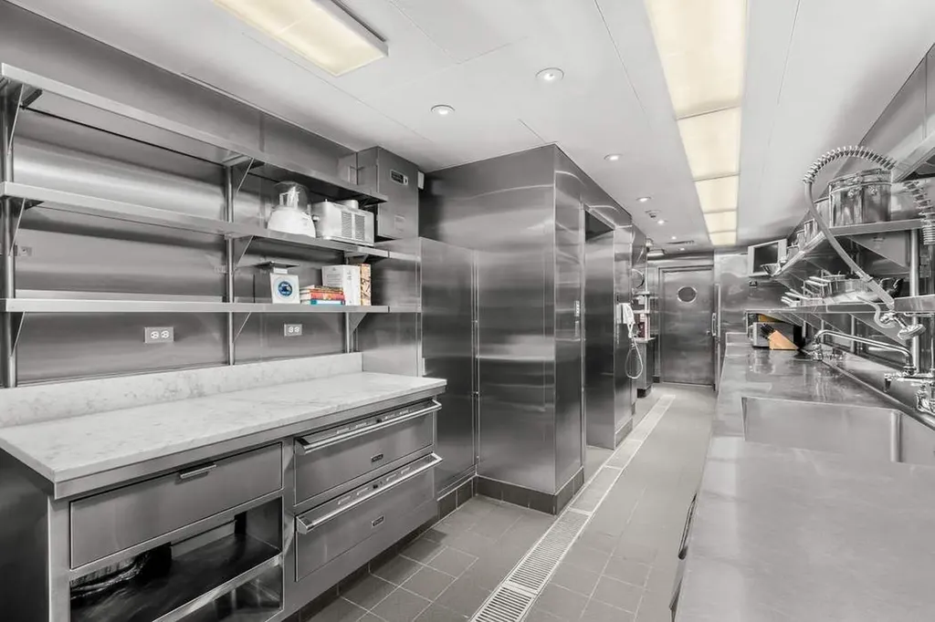 4 E 79th Street New York City NY 10075