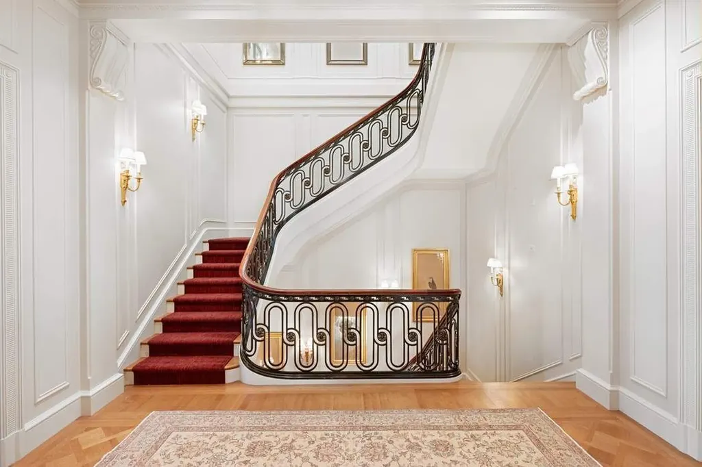 4 E 79th Street New York City NY 10075
