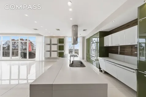 186 Flagg Place New York City NY 10304
