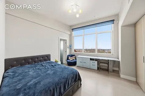186 Flagg Place New York City NY 10304