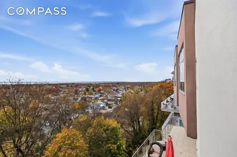 186 Flagg Place New York City NY 10304