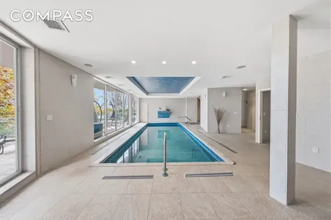 186 Flagg Place New York City NY 10304