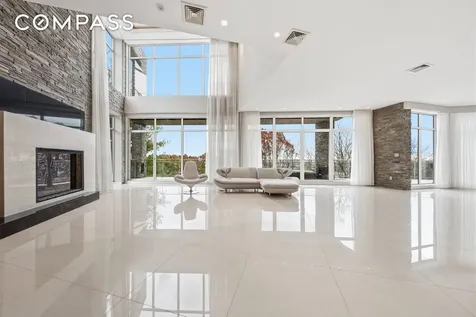 186 Flagg Place New York City NY 10304