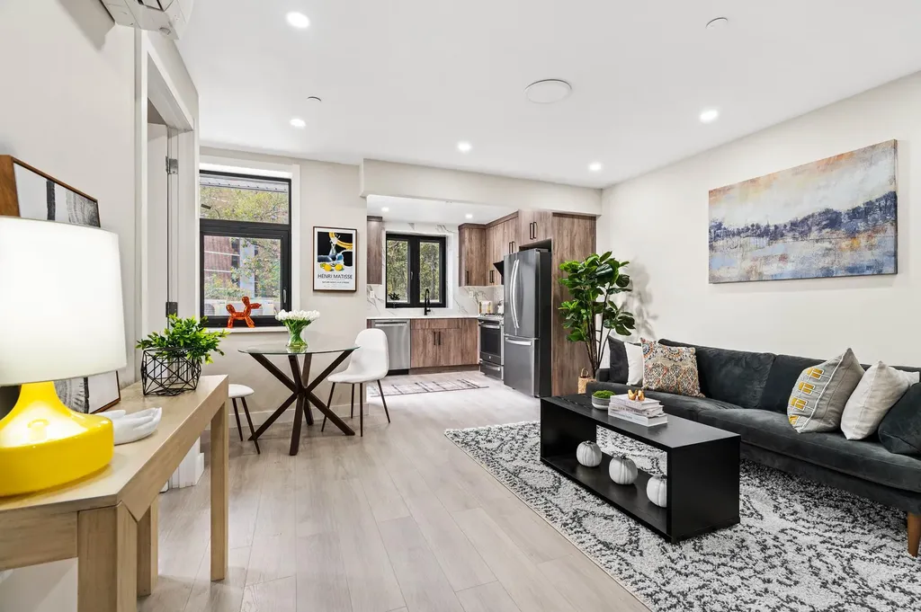 1546 Broadway New York City NY 11221