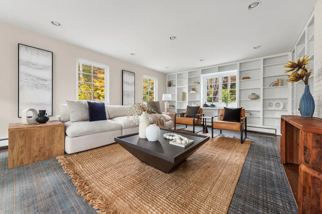 4725 Independence Avenue New York City NY 10471