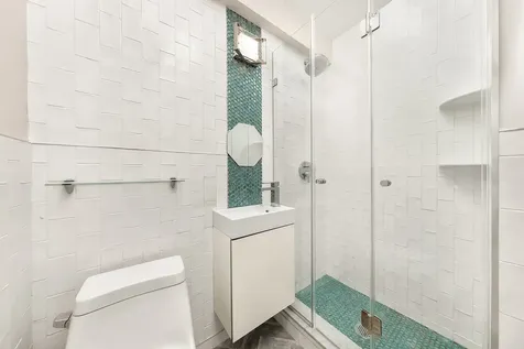4725 Independence Avenue New York City NY 10471
