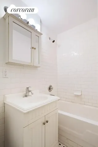 246 E 90th Street New York City NY 10128