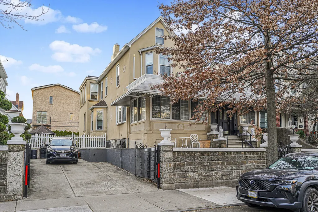 688 E 4th Street New York City NY 11218