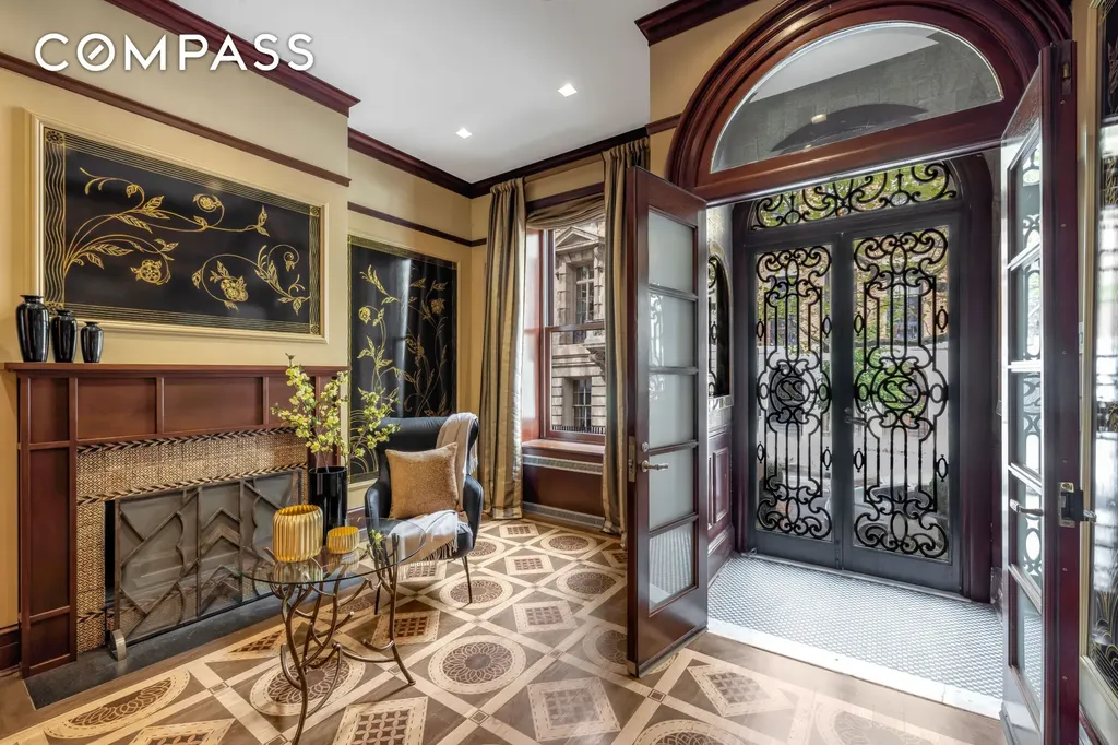 22 E 78th Street New York City NY 10075