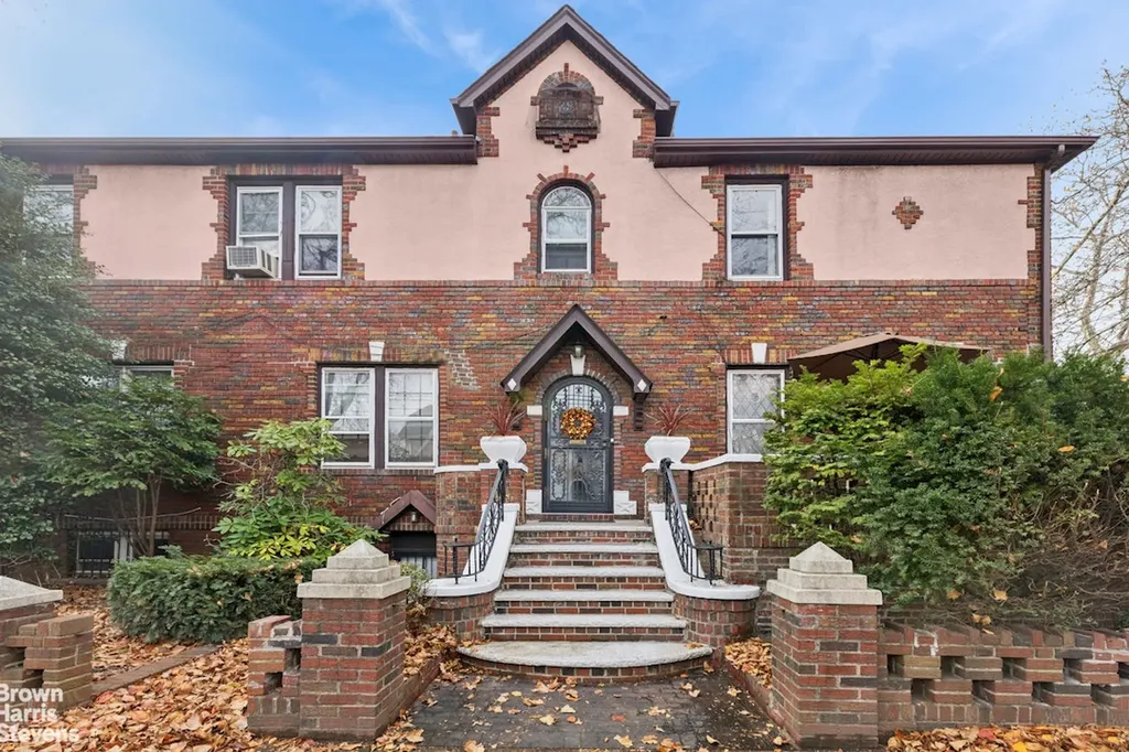 1702 E 28th Street New York City NY 11229