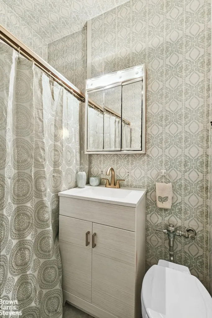 1702 E 28th Street New York City NY 11229