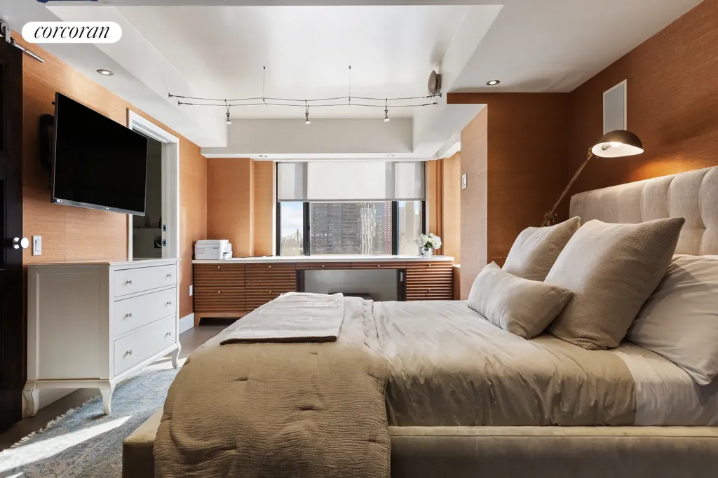 10 E End Avenue New York City NY 10075