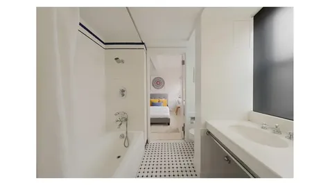 225 E 79th Street New York City NY 10075