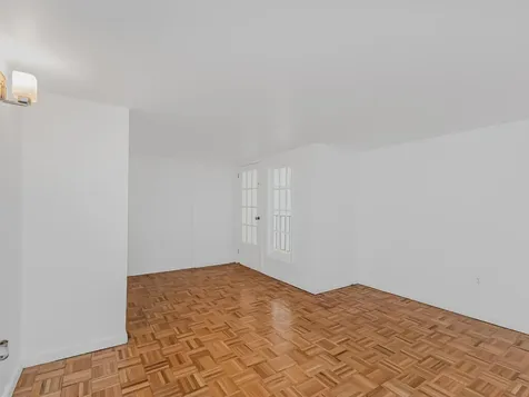 305 E 108th Street New York City NY 10029
