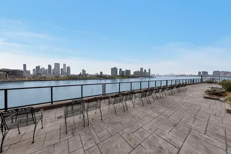 25 Sutton Place S New York City NY 10022