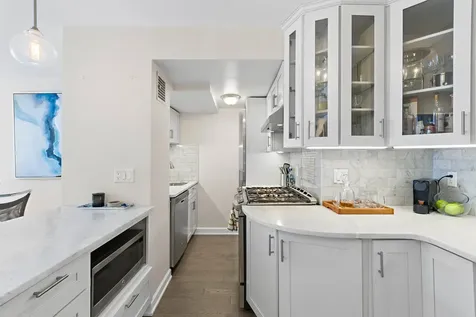 435 E 77th Street New York City NY 10075