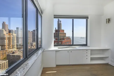 377 Rector Place New York City NY 10280