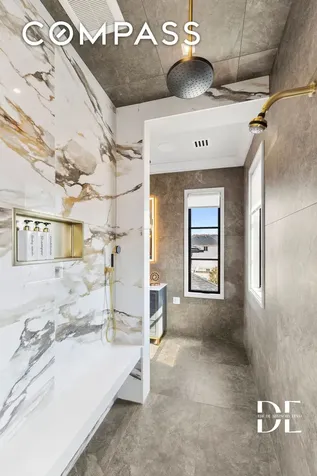 52 Nicolosi Loop New York City NY 10312