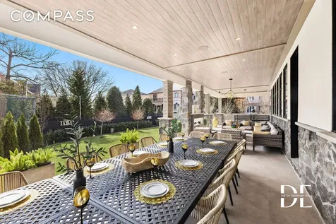 52 Nicolosi Loop New York City NY 10312