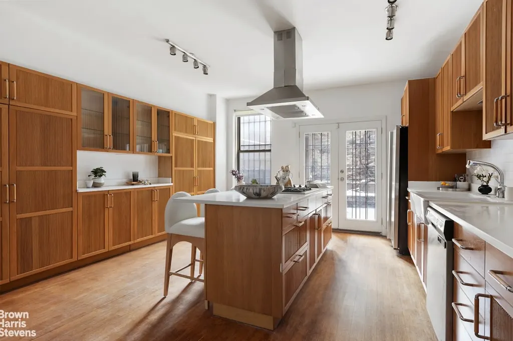 408 Convent Avenue New York City NY 10031