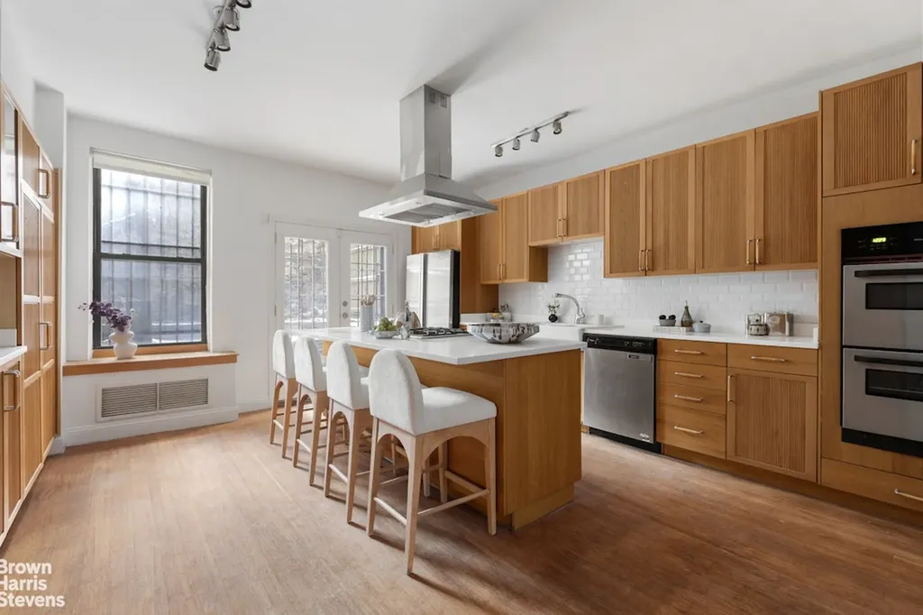 408 Convent Avenue New York City NY 10031