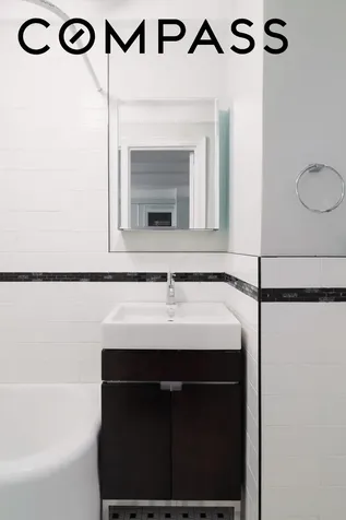 321 E 54th Street New York City NY 10022