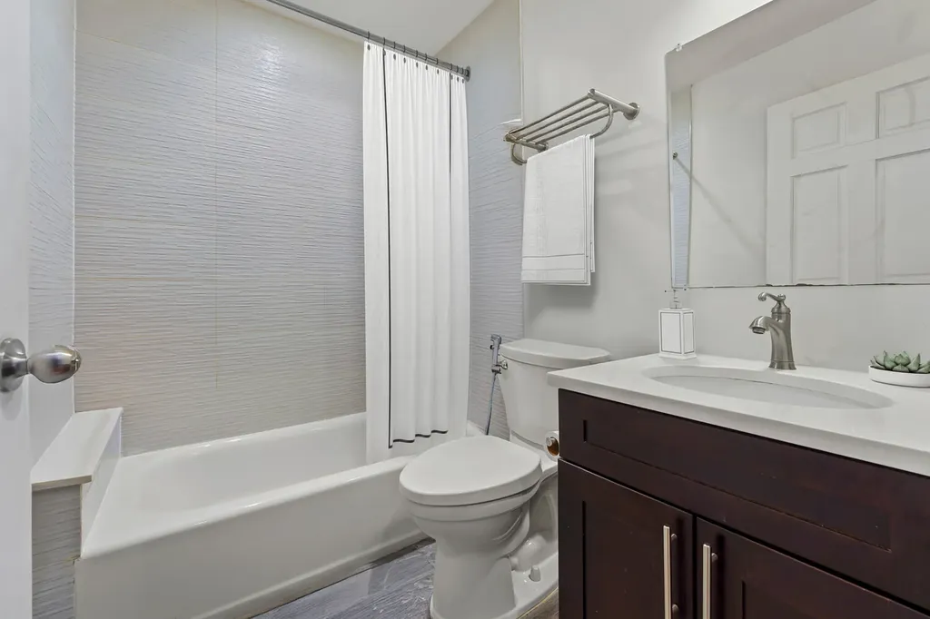 137A 22nd Street New York City NY 11232
