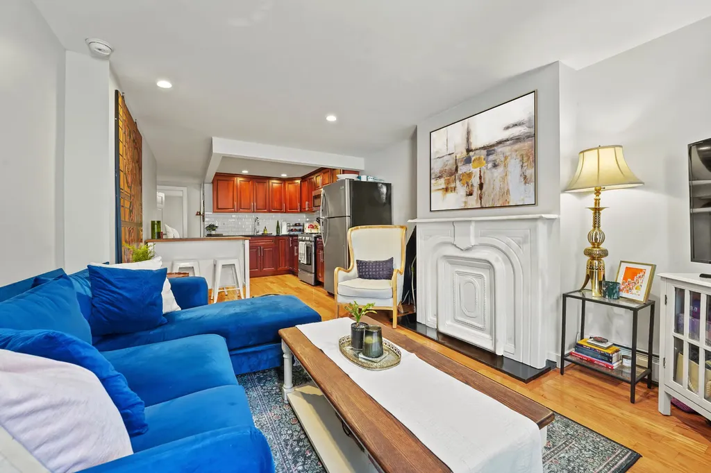 137A 22nd Street New York City NY 11232