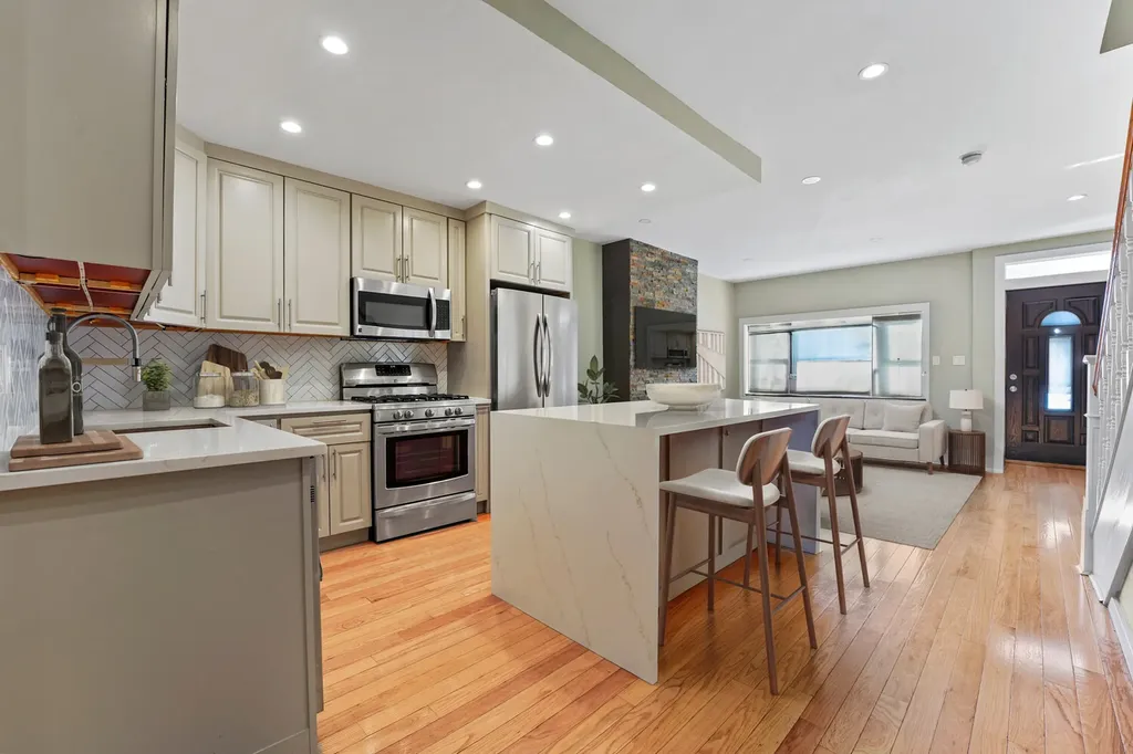 137A 22nd Street New York City NY 11232