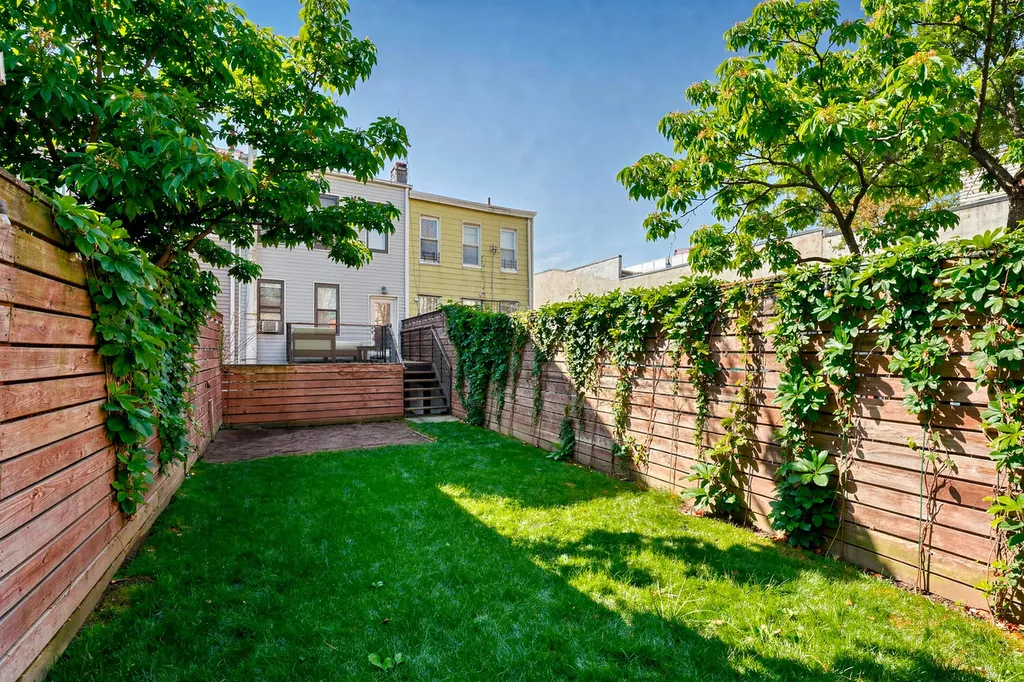 137A 22nd Street New York City NY 11232