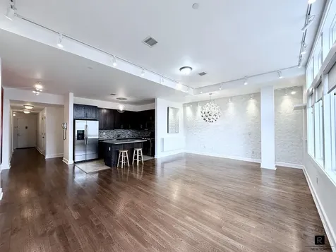 90 Bay Street Landing New York City NY 10301