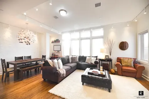 90 Bay Street Landing New York City NY 10301