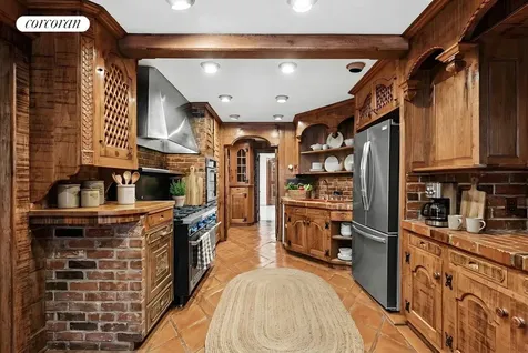243 E 61st Street New York City NY 10065