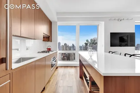 400 5th Avenue New York City NY 10018