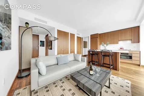 400 5th Avenue New York City NY 10018