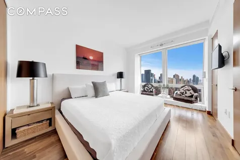 400 5th Avenue New York City NY 10018