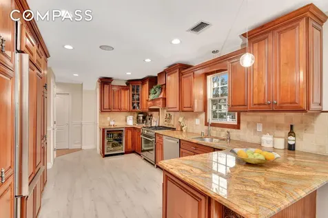 215 Lawrence Avenue New York City NY 10310