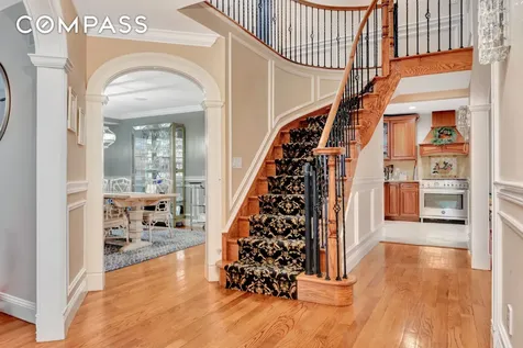 215 Lawrence Avenue New York City NY 10310