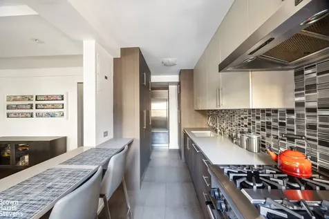 433 E 51st Street New York City NY 10022