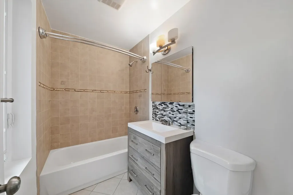 5461 Sylvan Avenue New York City NY 10471